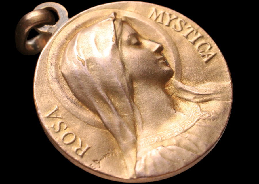 アンティークアナスタシア 神戸北野町 聖母のメダイ ロサ・ミスティカ